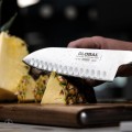 Global G-80 santoku japonský kuchařský nůž s vroubky 18cm